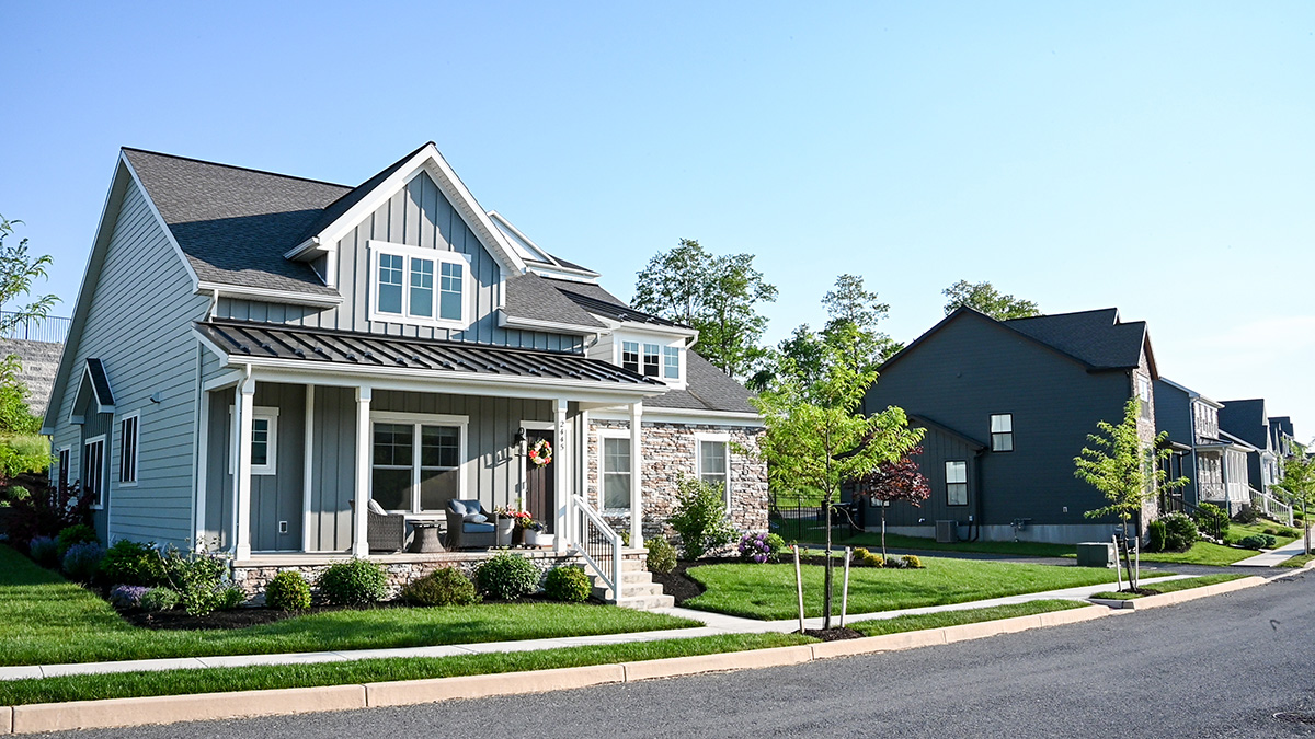 Vartan commercial space